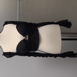 Marthea Size L Black Longsleeve Cropped Top